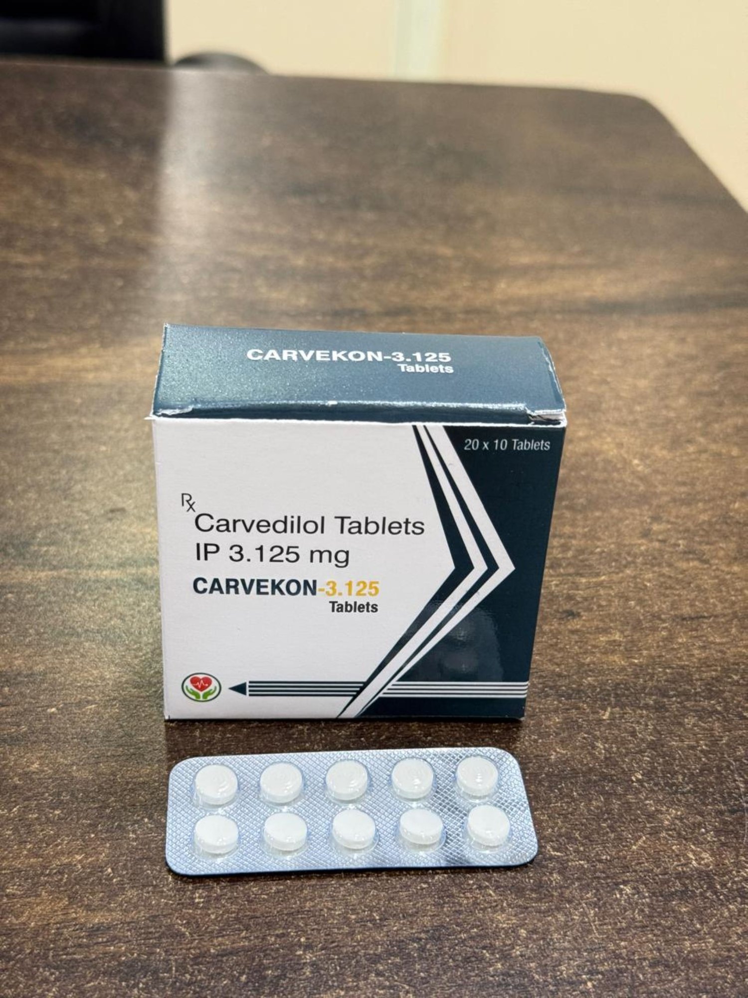 Carvedilol product photo
